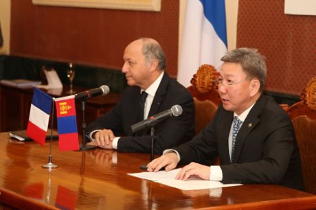Fabius-Bold (Ministry of Foreign Affairs Mongolia_460